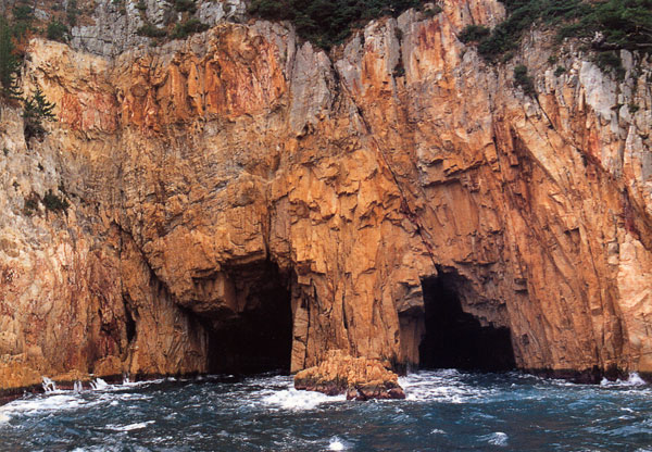 日本の島再発見_山口県_萩諸島_青海島_黄金洞