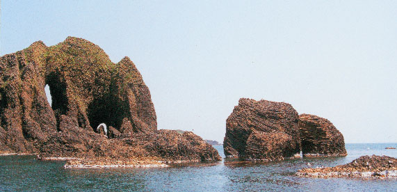 日本の島再発見_山形県_飛島_御積島