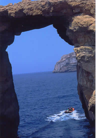 カリプソの洞門