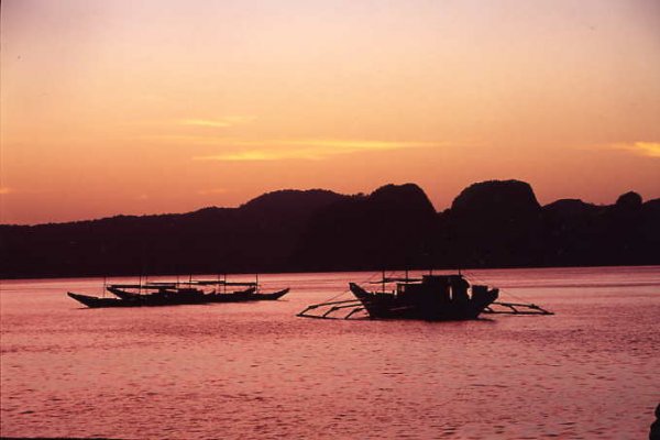 フィリピン共和国　ラゲン島