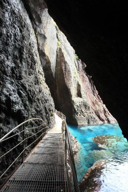 地球の島めぐり_韓国_鬱陵島_トドン港の遊歩道